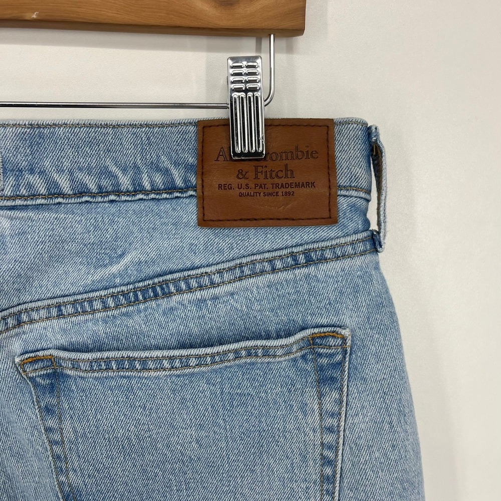 Abercrombie & Fitch Mens Athletic Loose Vintage Stretch Light Wash Jeans 33 - Picture 13 of 14